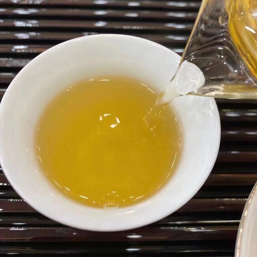 357g Yunnan Raw Pu-erh Cake Tea Bingdao Xiangjin Aged Puerh Raw Tea Cake
