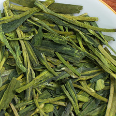 HelloYoung TEARELAE Longjing Tea Dragon Well Green Tea Rich Bean Aroma 113g