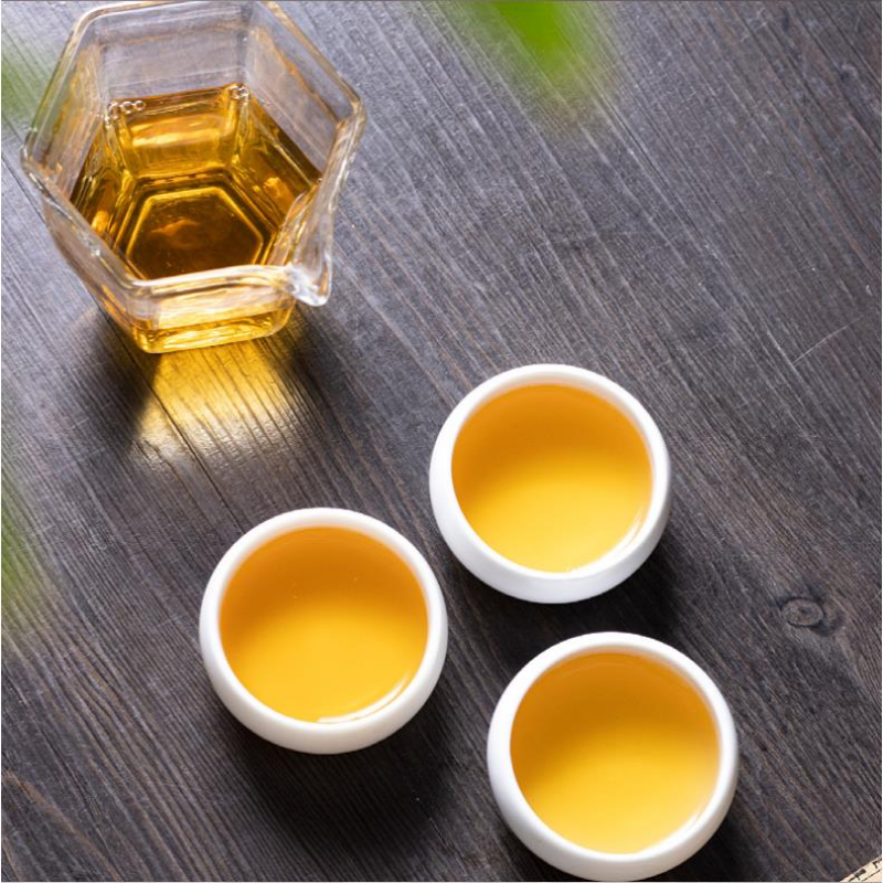 357g Yunnan Pu'er Raw Tea Aged Tree Spring Puerh Green Tea Cake Pu-erh Shengcha