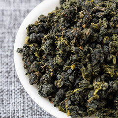 HelloYoung Light Fragrance Type Yunnan Oolong Tea Jibian High Mountain Tea 250g Tin 2100m