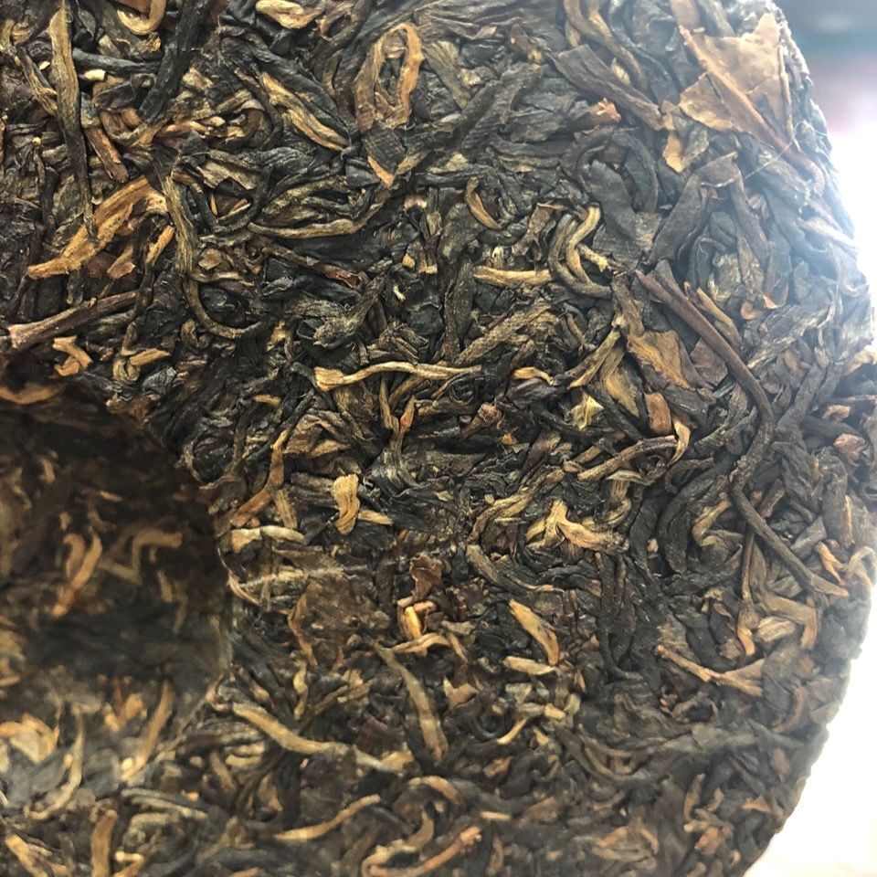 CNNP ZhongCha First Grade of Chinese Tea Raw Pu'er Tea Yunnan Puer Tea 357g