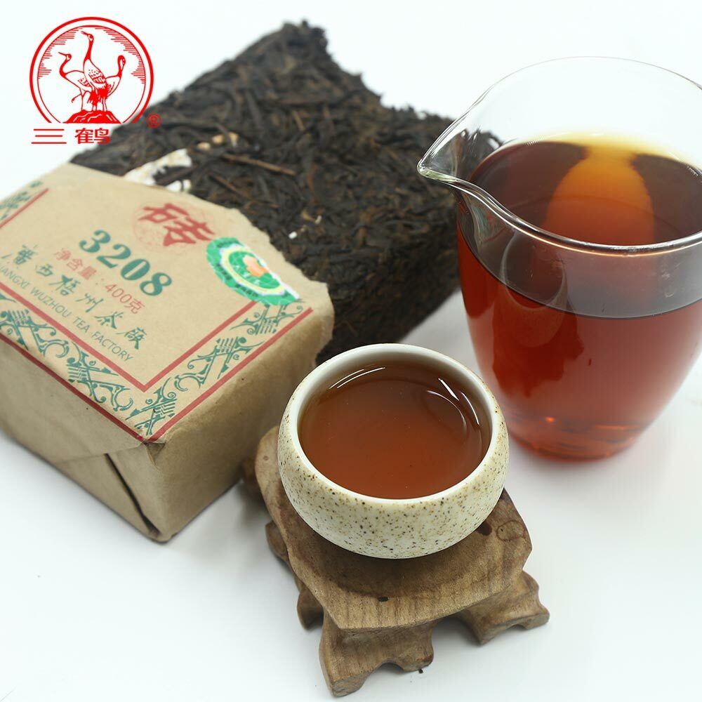 HelloYoung Three Cranes Sanhe Liu Pao Tea 3208 Golden Flower Dark Tea China Tea 400g