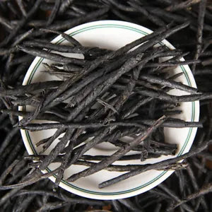 Premium Hainan KU DING Big Leaf Kuding Tea Herbal Tea Bitter Tea China Green Tea