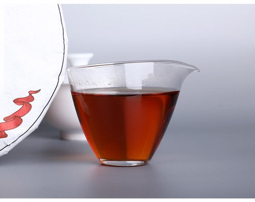 500g Remote Mountains Old Tree Tea Haiwan Old Comrade Aged Ripe Pu'er Tea Cake