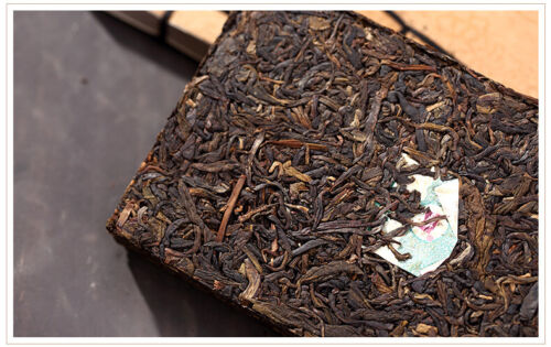 Bamboo Shell Cha Puerh Brick Tea Certified Menghai Dayi Cha Puer Tea Brick 250g