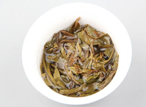 Yunnan Menghai Classical 8582  Puer Tea Brick  Old Tree Sheng Puerh 250g